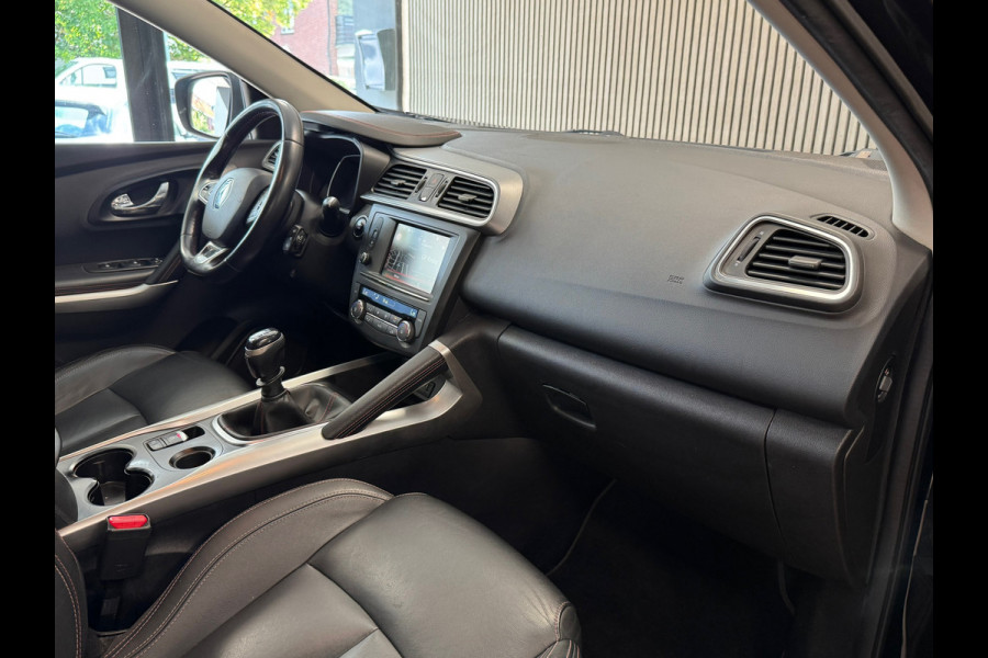 Renault Kadjar 1.2 TCe Black Edition TREKHAAK CAMERA NAVIGATIE LED LEDER CLIMATE CRUISE KEYLESS-GO