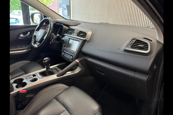 Renault Kadjar 1.2 TCe Black Edition TREKHAAK CAMERA NAVIGATIE LED LEDER CLIMATE CRUISE KEYLESS-GO