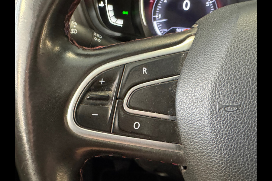 Renault Kadjar 1.2 TCe Black Edition TREKHAAK CAMERA NAVIGATIE LED LEDER CLIMATE CRUISE KEYLESS-GO