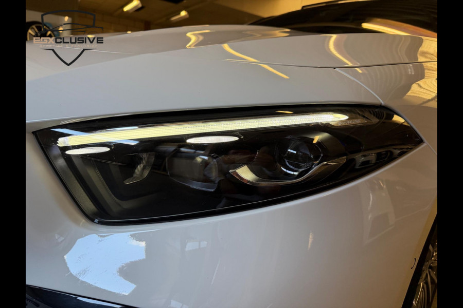 Mercedes-Benz A-Klasse 200 AMG Line Pano/Ambiente/Facelift/Camera Mercedes-Benz A-Klasse 200 AMG Line Pano/Ambiente/Facelift/Camera