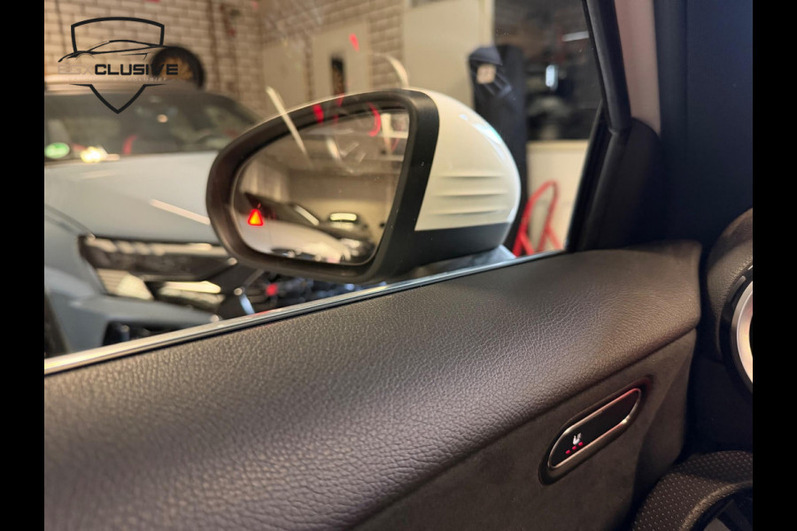 Mercedes-Benz A-Klasse 200 AMG Line Pano/Ambiente/Facelift/Camera Mercedes-Benz A-Klasse 200 AMG Line Pano/Ambiente/Facelift/Camera