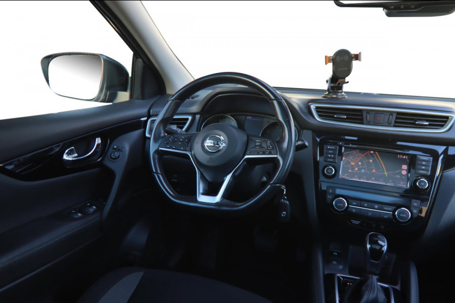 Nissan QASHQAI 160PK Aut. Pano Stoelverw. Navi Camera Climate Pdc Winterpack Isofix Comfortstoelen