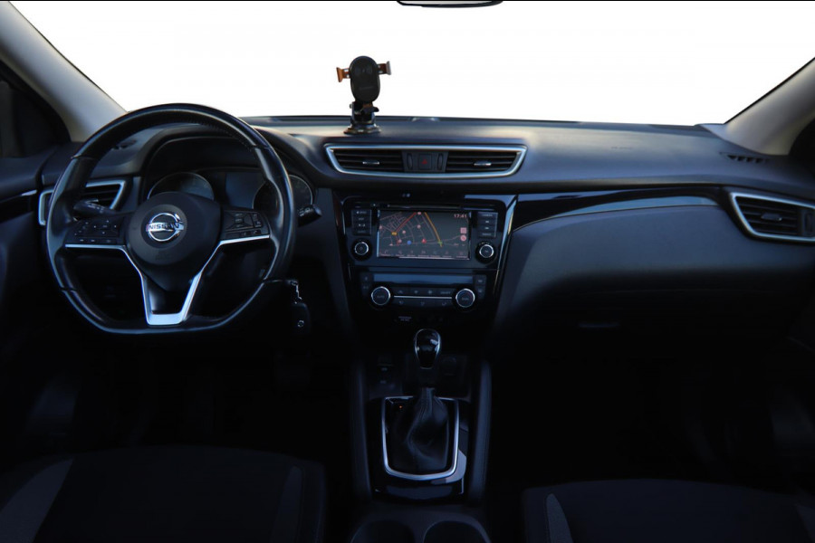 Nissan QASHQAI 160PK Aut. Pano Stoelverw. Navi Camera Climate Pdc Winterpack Isofix Comfortstoelen