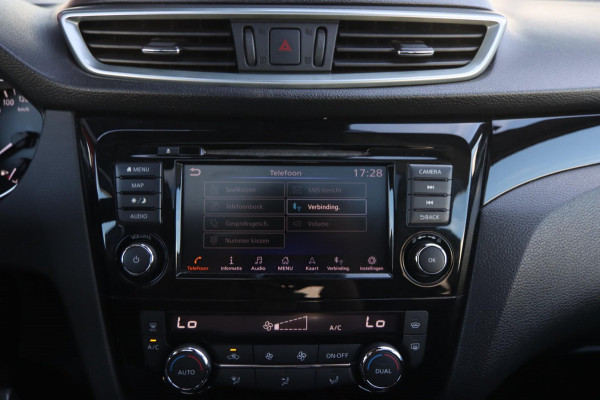Nissan QASHQAI 160PK Aut. Pano Stoelverw. Navi Camera Climate Pdc Winterpack Isofix Comfortstoelen