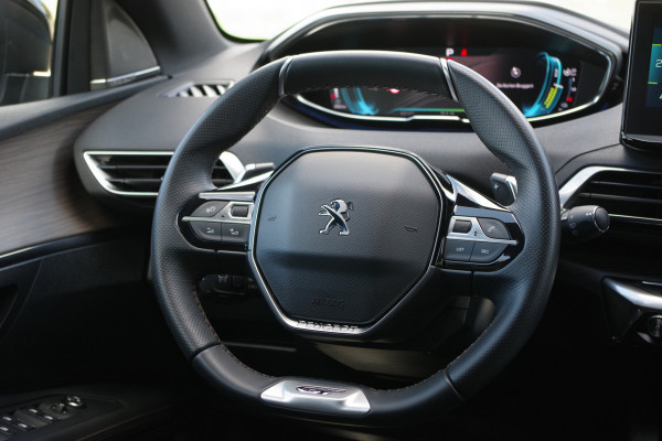 Peugeot 3008 1.6 HYbrid4 300 PK GT Avantage PHEV, Panoramadak, Leder, 360 Camera, Memory, Focal Sound