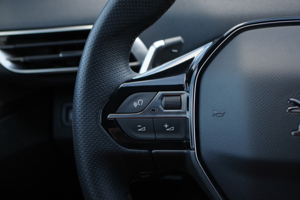 Peugeot 3008 1.6 HYbrid4 300 PK GT Avantage PHEV, Panoramadak, Leder, 360 Camera, Memory, Focal Sound