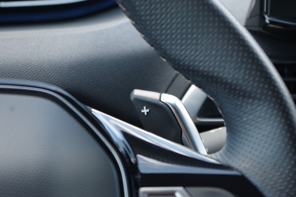 Peugeot 3008 1.6 HYbrid4 300 PK GT Avantage PHEV, Panoramadak, Leder, 360 Camera, Memory, Focal Sound