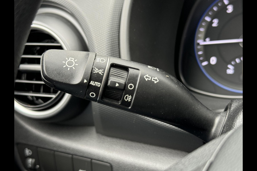 Hyundai Kona 1.0T Drive 1e Eigenaar,Airco,Cruise,Bluetooth,Elek Ramen,N.A.P,120pk,Nieuwe Apk bij Aflevering Hyundai Kona 1.0T Drive 1e Eigenaar,Airco,Cruise,Bluetooth,Elek Ramen,N.A.P,120pk,Nieuwe Apk bij Aflevering