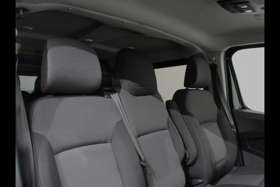 Renault Trafic 2.0 Blue dCi 150 EDC T30 L2H1 Advance Dubbele cabine Navigatie Airco Lichtmetalen velgen Betimmering Trekhaak Camera Parkeer sensoren Dab