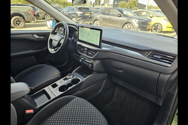 Ford Kuga 2.5 PHEV Titanium 243pk | Driver Assistance Pack | Winterpack | Wegklapbare Trekhaak | 2.100kg Trekgewicht |