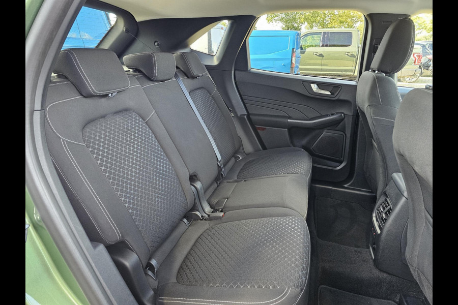 Ford Kuga 2.5 PHEV Titanium 243pk | Driver Assistance Pack | Winterpack | Wegklapbare Trekhaak | 2.100kg Trekgewicht |