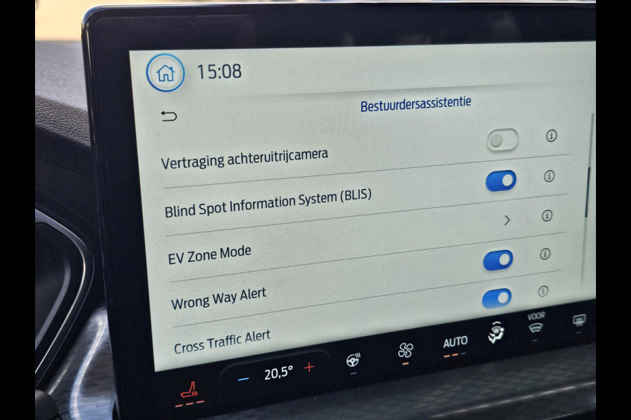 Ford Kuga 2.5 PHEV Titanium 243pk | Driver Assistance Pack | Winterpack | Wegklapbare Trekhaak | 2.100kg Trekgewicht |