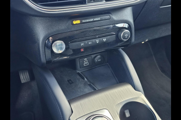 Ford Kuga 2.5 PHEV Titanium 243pk | Driver Assistance Pack | Winterpack | Wegklapbare Trekhaak | 2.100kg Trekgewicht |