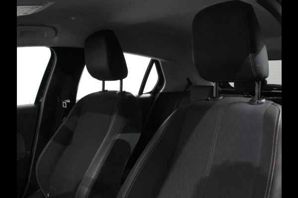 Opel Corsa 1.2 Turbo 102pk Elegance | Navigatie | Apple Carplay/Android Auto | Climate Control | Camera | Parkeer sensoren V+A | Lichtmetalen Velgen | Cruise Control Opel Corsa 1.2 Turbo 102pk Elegance | Navigatie | Apple Carplay/Android Auto | Climate Control | Camera | Parkeer sensoren V+A | Lichtmetalen Velgen | Cruise Control