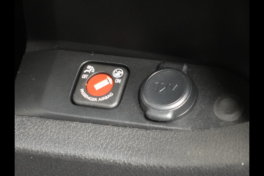 Peugeot Expert 180pk Automaat Long L3 Premium Dubbele Cabine Airco Bluetooth Trekhaak Bluetooth Cruise