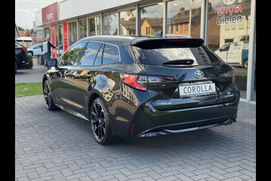 Toyota Corolla Touring Sports 2.0 Hybrid GR Sport PLUS | Eerste eigenaar, JBL, Dodehoekherkenning, Parkeersensoren, Head up display