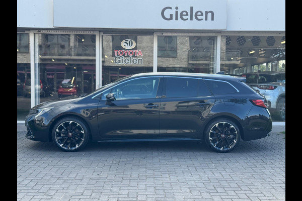 Toyota Corolla Touring Sports 2.0 Hybrid GR Sport PLUS | Eerste eigenaar, JBL, Dodehoekherkenning, Parkeersensoren, Head up display