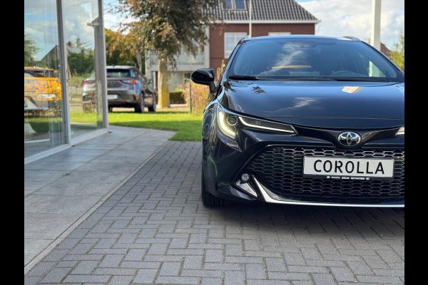 Toyota Corolla Touring Sports 2.0 Hybrid GR Sport PLUS | Eerste eigenaar, JBL, Dodehoekherkenning, Parkeersensoren, Head up display