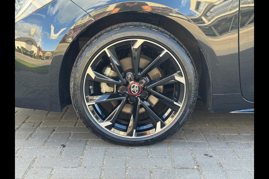 Toyota Corolla Touring Sports 2.0 Hybrid GR Sport PLUS | Eerste eigenaar, JBL, Dodehoekherkenning, Parkeersensoren, Head up display