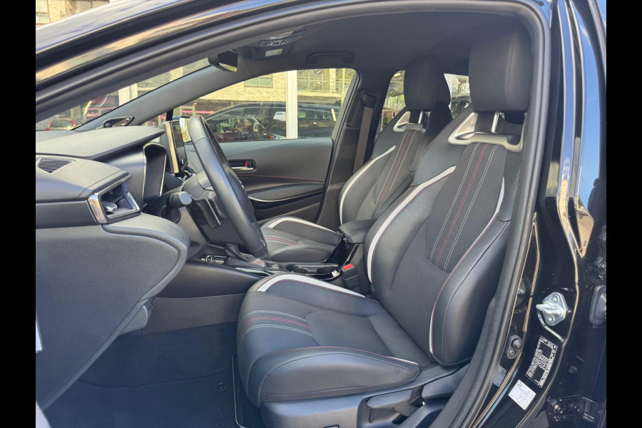 Toyota Corolla Touring Sports 2.0 Hybrid GR Sport PLUS | Eerste eigenaar, JBL, Dodehoekherkenning, Parkeersensoren, Head up display