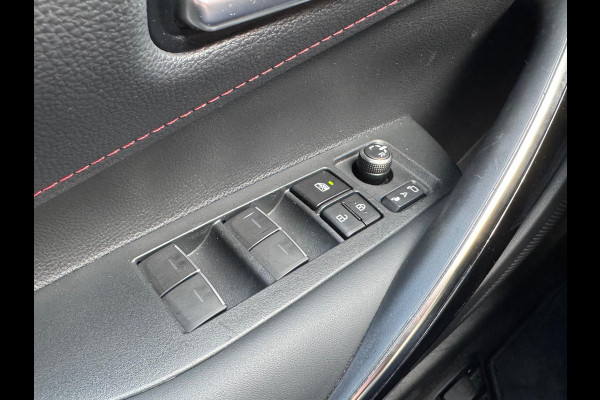Toyota Corolla Touring Sports 2.0 Hybrid GR Sport PLUS | Eerste eigenaar, JBL, Dodehoekherkenning, Parkeersensoren, Head up display