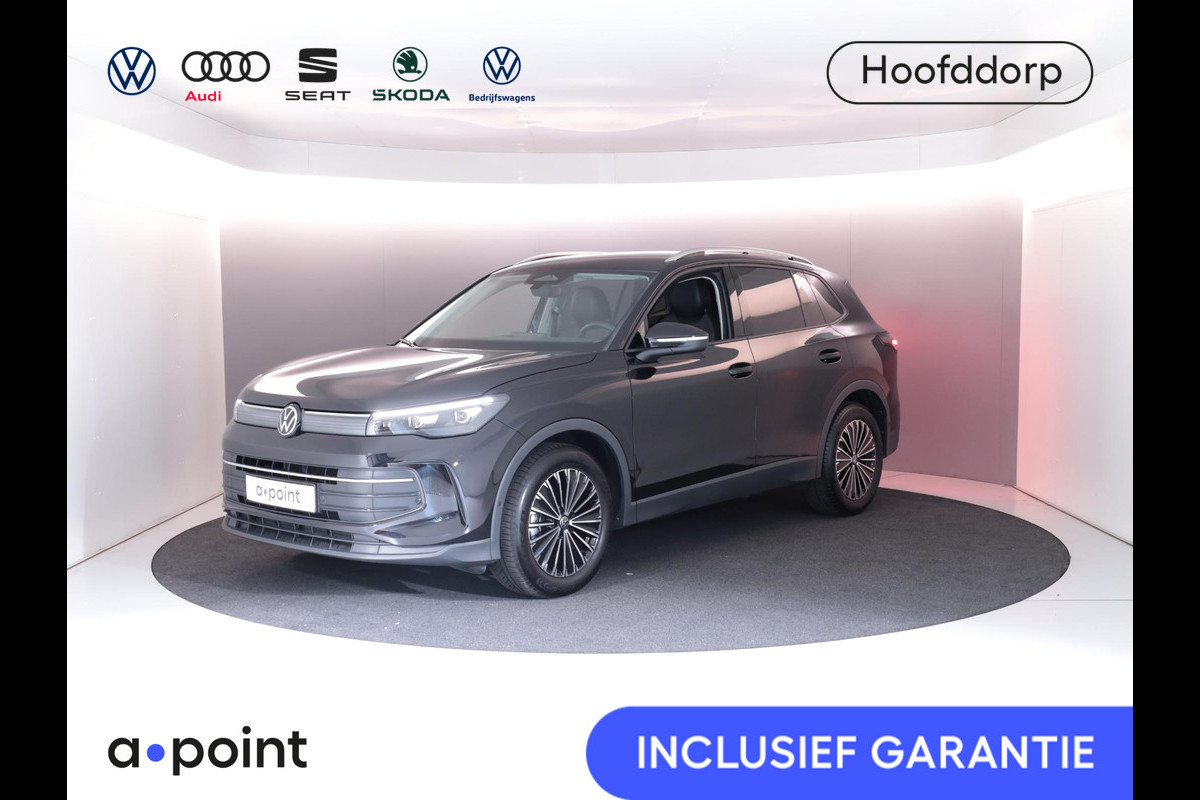 Volkswagen Tiguan 1.5 eTSI Life Edition 130 pk Automaat (DSG) | Navigatie | Elektr. trekhaak | Stoelverwarming | Parkeersensoren | 18"LM velgen Achteruitrijcamera | Volkswagen Tiguan 1.5 eTSI Life Edition 130 pk Automaat (DSG) | Navigatie | Elektr. trekhaak | Stoelverwarming | Parkeersensoren | 18"LM velgen Achteruitrijcamera |