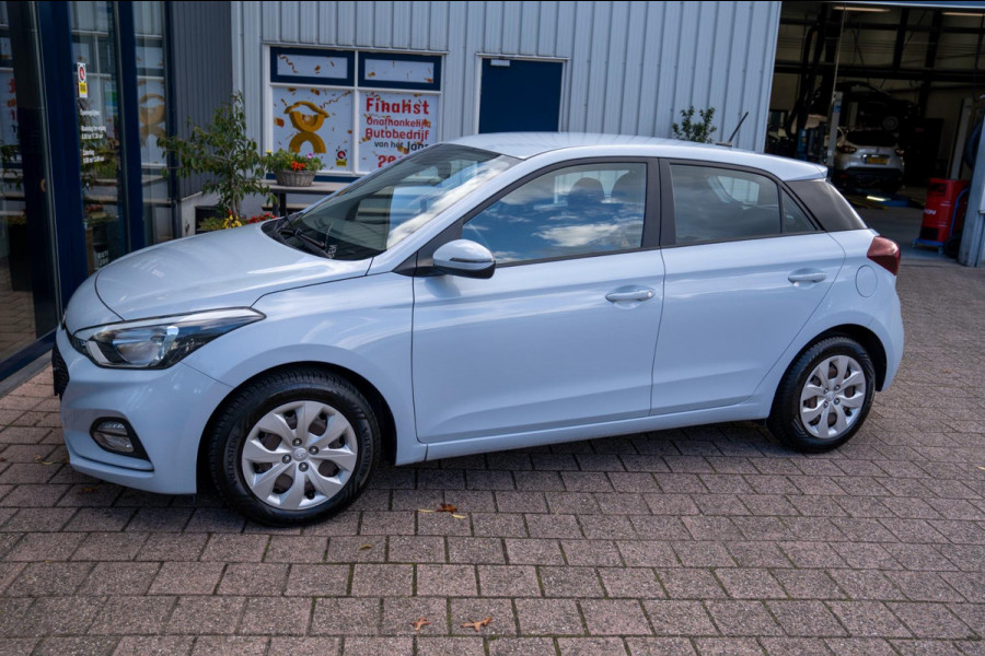 Hyundai i20 1.0 T-GDI Comfort|Prijs rijklaar incl. 12 mnd garantie| Stoel/stuurverwarming Bluetooth Carplay Camera PDC achter