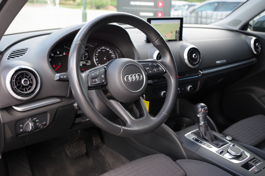 Audi A3 Sportback 1.0 TFSI Sport Lease Edition, LED, Sportstoelen, Camera, Cruise Control