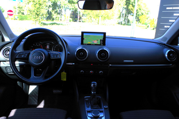 Audi A3 Sportback 1.0 TFSI Sport Lease Edition, LED, Sportstoelen, Camera, Cruise Control