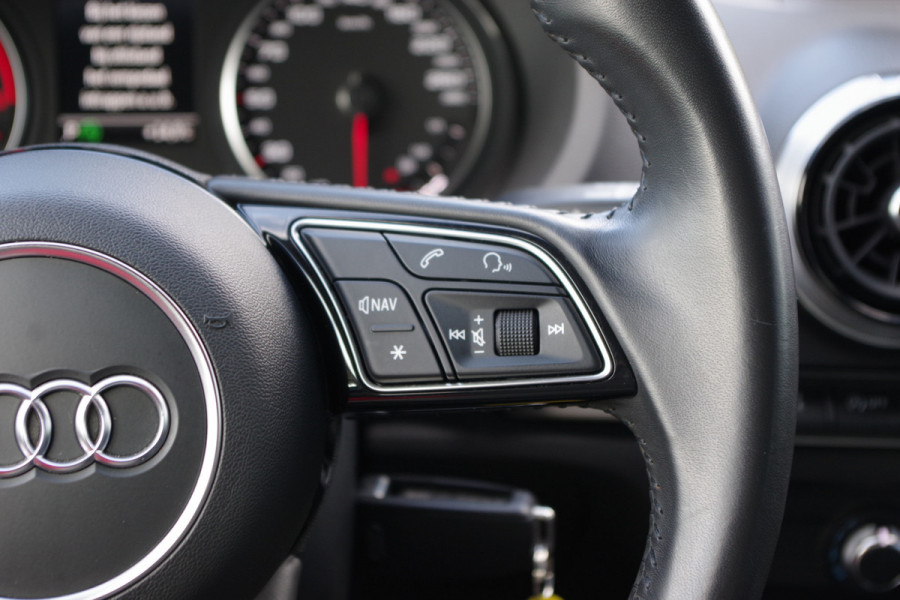 Audi A3 Sportback 1.0 TFSI Sport Lease Edition, LED, Sportstoelen, Camera, Cruise Control