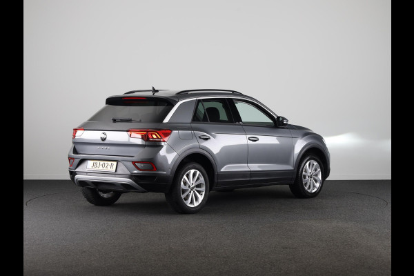 Volkswagen T-Roc 1.5 TSI Life Edition 150 PK DSG | Navigatie | Parkeercamera | Keyless entry |