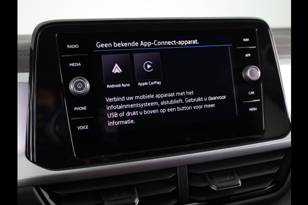 Volkswagen T-Roc 1.5 TSI Life Edition 150 PK DSG | Navigatie | Parkeercamera | Keyless entry |