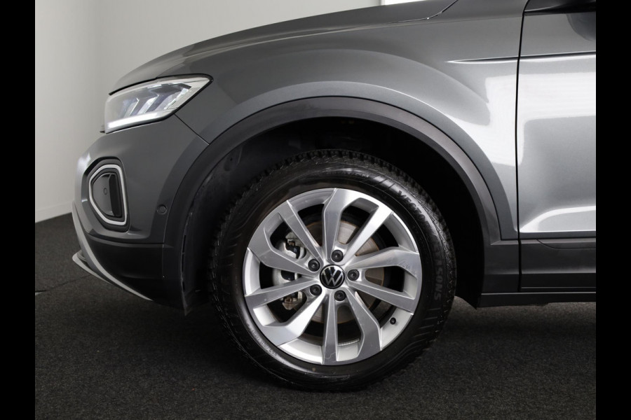 Volkswagen T-Roc 1.5 TSI Life Edition 150 PK DSG | Navigatie | Parkeercamera | Keyless entry |