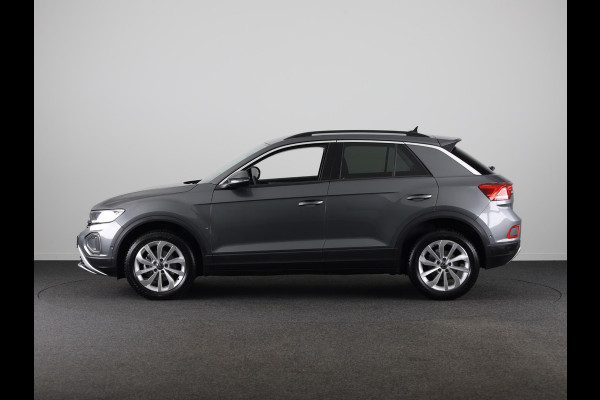 Volkswagen T-Roc 1.5 TSI Life Edition 150 PK DSG | Navigatie | Parkeercamera | Keyless entry |