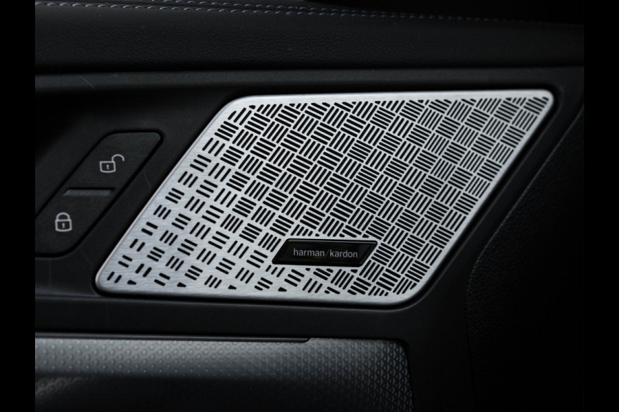 BMW X1 sDrive18i M-Sport Pro - Pano - Trekhaak - Driving Ass Plus - Harman Kardon
