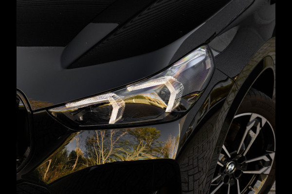 BMW X1 sDrive18i M-Sport Pro - Pano - Trekhaak - Driving Ass Plus - Harman Kardon