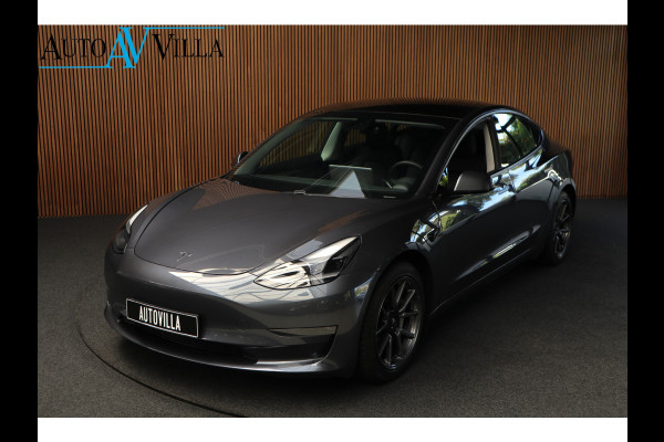 Tesla Model 3 Long Range AWD Dual Motor 75 kWh Autopilot ACC 360° Stuurverwarming Leer PDC Navi Panoramadak Elektr. achterklep Stoelverwarming voor & achter Climate voor & achter LM velgen BTW auto! Nieuw!