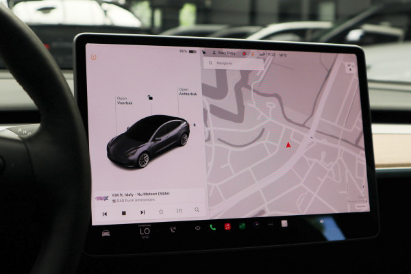 Tesla Model 3 Long Range AWD Dual Motor 75 kWh Autopilot ACC 360° Stuurverwarming Leer PDC Navi Panoramadak Elektr. achterklep Stoelverwarming voor & achter Climate voor & achter LM velgen BTW auto! Nieuw!