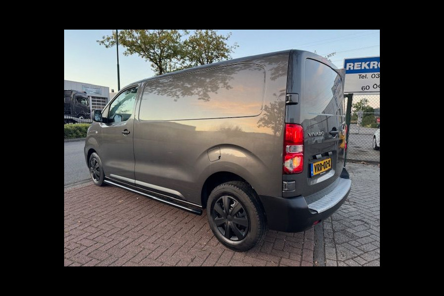 Opel Vivaro 2.0 CDTI 145pk Euro 6 L2 H1 Edition 3Persoons Airco,Cruisecontrol,Navigatie Nette Auto Opel Vivaro 2.0 CDTI 145pk Euro 6 L2 H1 Edition 3Persoons Airco,Cruisecontrol,Navigatie Nette Auto