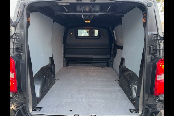 Opel Vivaro 2.0 CDTI 145pk Euro 6 L2 H1 Edition 3Persoons Airco,Cruisecontrol,Navigatie Nette Auto Opel Vivaro 2.0 CDTI 145pk Euro 6 L2 H1 Edition 3Persoons Airco,Cruisecontrol,Navigatie Nette Auto