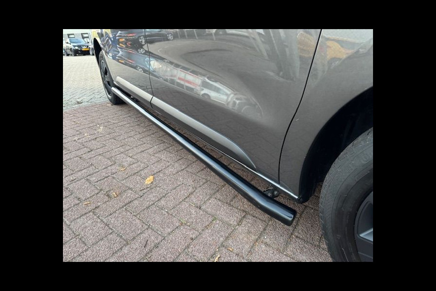 Opel Vivaro 2.0 CDTI 145pk Euro 6 L2 H1 Edition 3Persoons Airco,Cruisecontrol,Navigatie Nette Auto Opel Vivaro 2.0 CDTI 145pk Euro 6 L2 H1 Edition 3Persoons Airco,Cruisecontrol,Navigatie Nette Auto