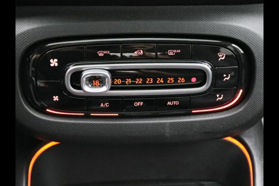 Smart Forfour EQ Aut. Comfort Plus | Camera | Sfeer Verlichting | Leder | ECC |