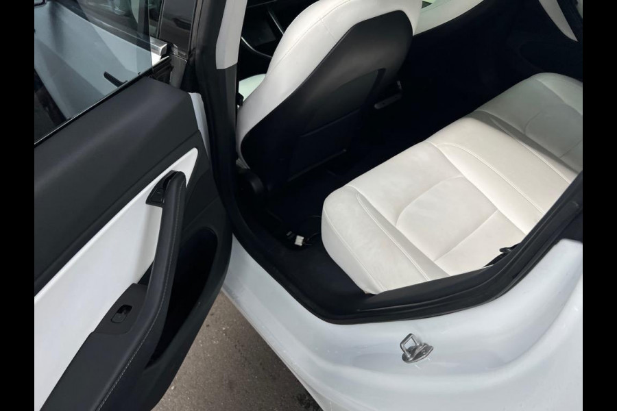 Tesla Model 3 Performance AWD 75 kWh | Autopilot | Panorama | Leder |