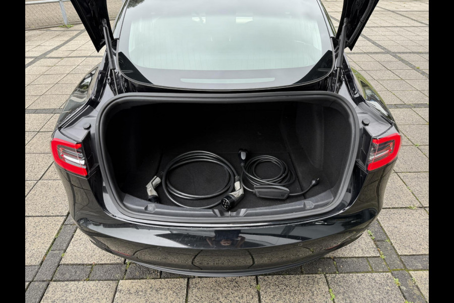Tesla Model 3 Performance Dual AWD Navi | Camera | Panorama | Autoilot | Panorama | Leder | 20 Inch |