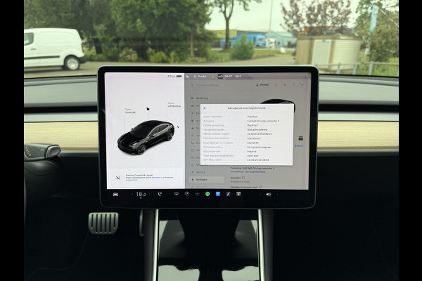 Tesla Model 3 Performance Dual AWD Navi | Camera | Panorama | Autoilot | Panorama | Leder | 20 Inch |