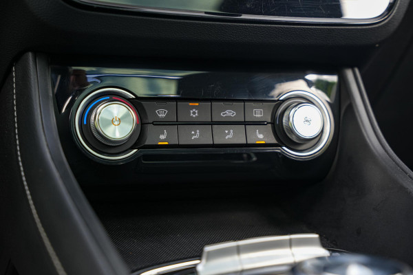 MG Mg Zs EV Luxury 45 kWh Panodak Camera Adaptive Cruise Keyless Leer Navigatie Carplay
