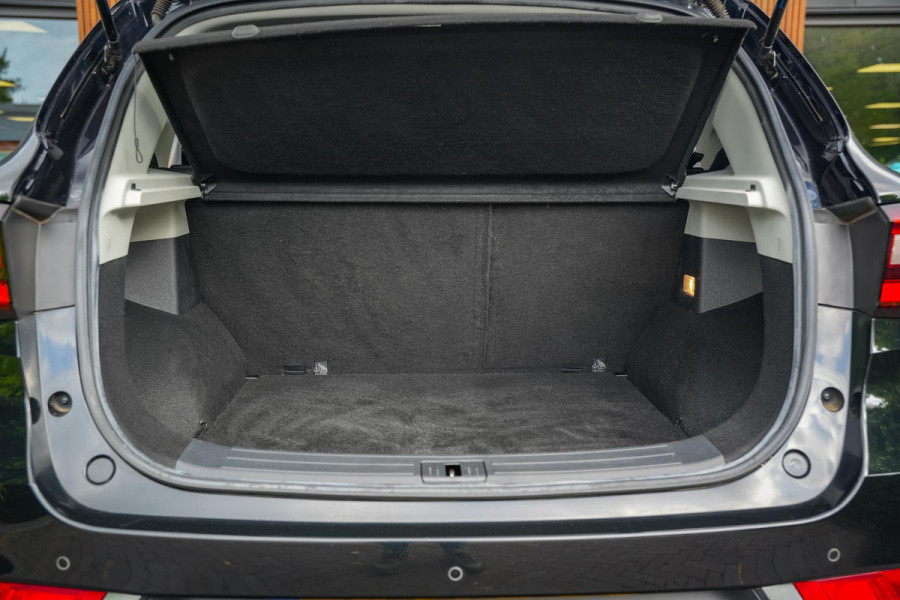 MG Mg Zs EV Luxury 45 kWh Panodak Camera Adaptive Cruise Keyless Leer Navigatie Carplay