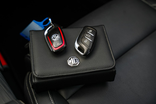 MG Mg Zs EV Luxury 45 kWh Panodak Camera Adaptive Cruise Keyless Leer Navigatie Carplay