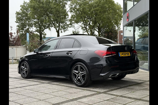 Mercedes-Benz A-Klasse 180d Aut. Business Sol. AMG | Panorama | Mood Light Sfeer | Burmester | Memory | Multi Beam | Full