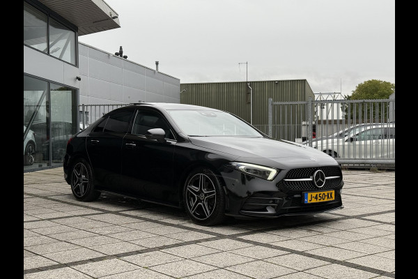 Mercedes-Benz A-Klasse 180d Aut. Business Sol. AMG | Panorama | Mood Light Sfeer | Burmester | Memory | Multi Beam | Full